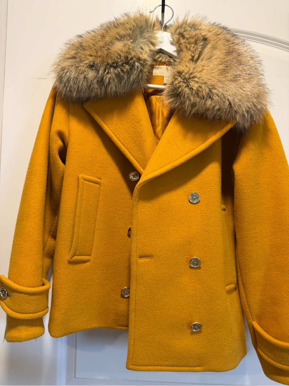 Ladies  Double-Breasted Michael Kors Wool Coat with Fur Collar - Marigold